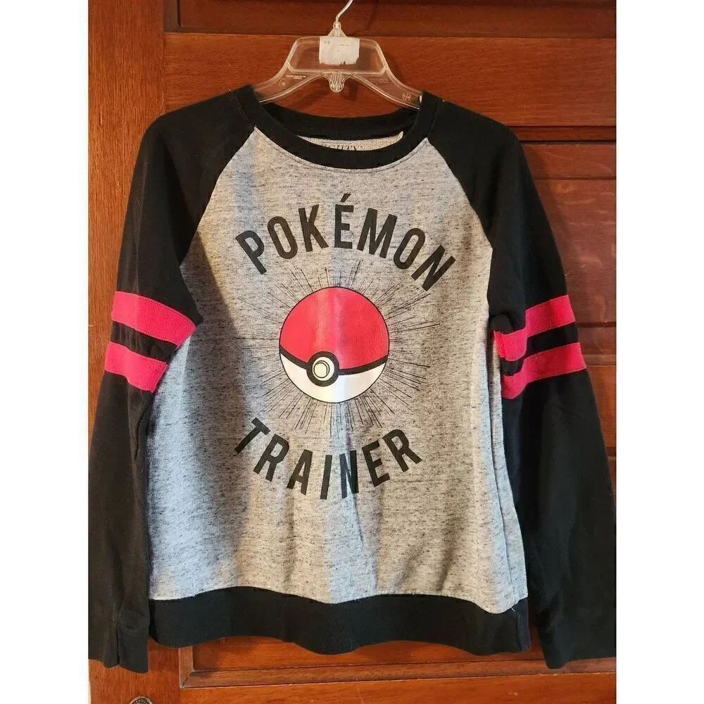 Mighty Fine Pokemon Trainer sweat shirt Size M Teen
